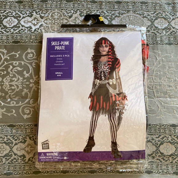 SKELE-PUNK PIRATE 🏴‍☠️ COSTUME SIZE GIRL SMALL (4-6) NWT - Picture 8 of 11